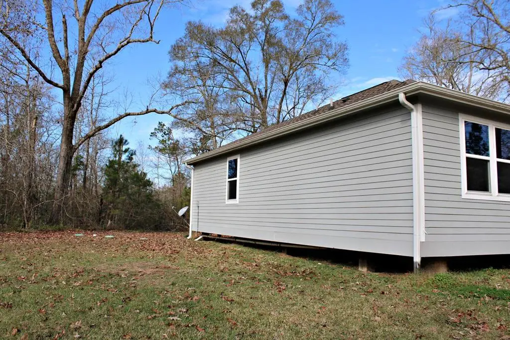 228 County Road 1060, Wiergate, TX 75977 - Image #1