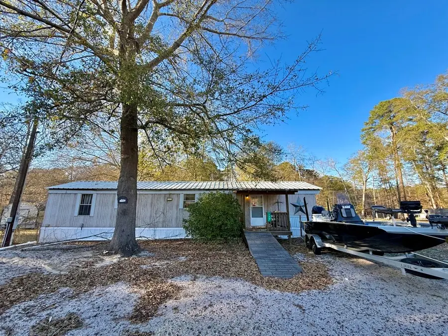 195 Aspen Drive, Hemphill, TX 75948 - Image #2