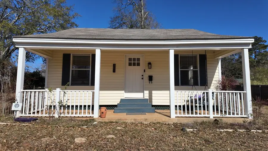 301 Myrtle Street, Nacogdoches, TX 75964 - Image #2