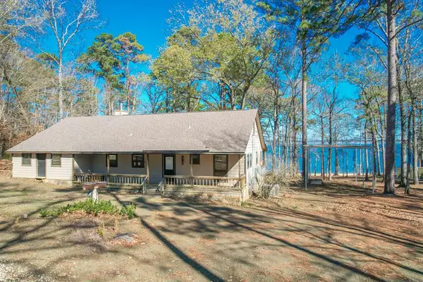 701 Bryce Squyres Rd, Zavalla, TX 75980