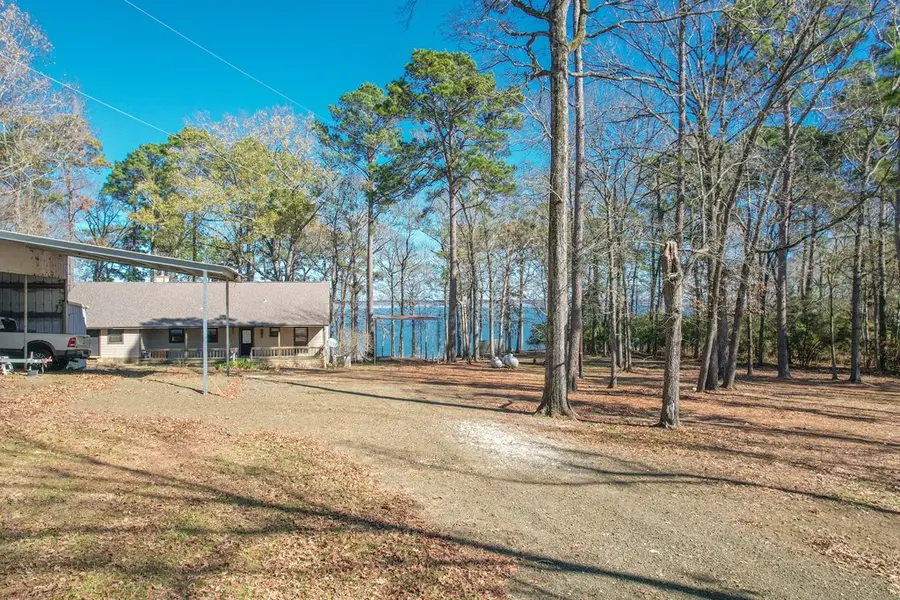 701 Bryce Squyres Rd, Zavalla, TX 75980 - Image #3