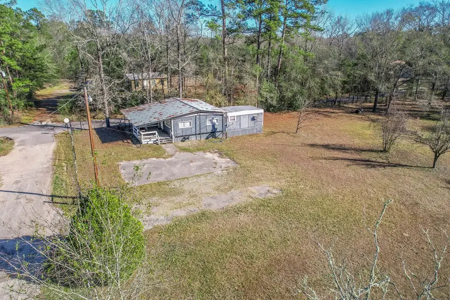 188 Miller Street, Zavalla, TX 75980 - Image #2
