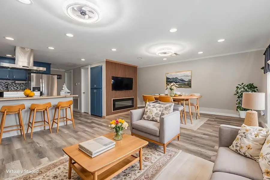 221 Crestmont St, Point Blank, TX 77364 - #2