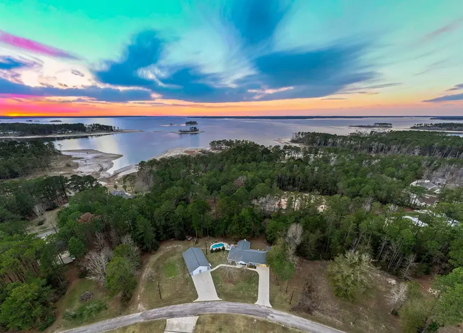 658 Shoreline Drive, Brookeland, TX 75931 - #2