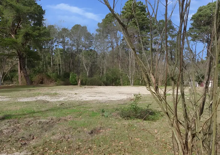 208 Pearl Street, Center, TX 75935 - #2