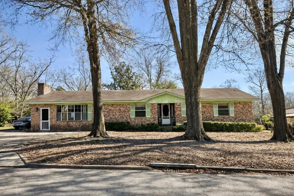 309 1st Street, Nacogdoches, TX 75961 - #1