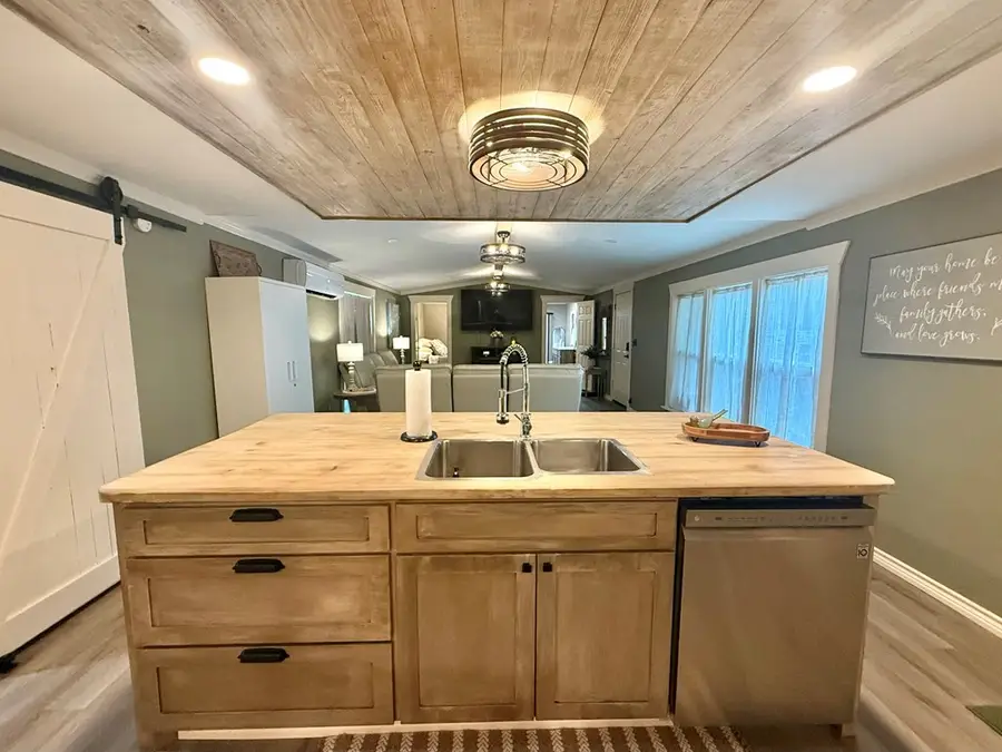 161 Spring Drive, Hemphill, TX 75948 - #3