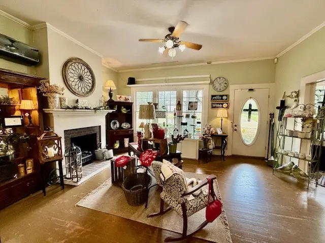 337 College St, Jasper, TX 75951 - #3