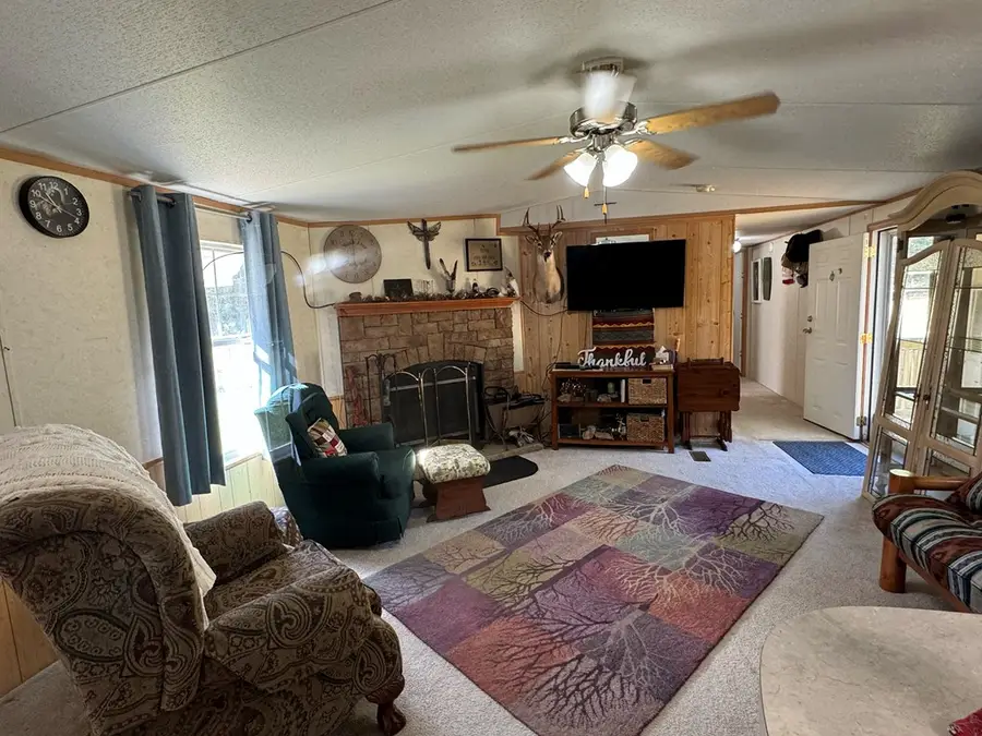 645 Deer Park Drive, Brookeland, TX 75931 - #2