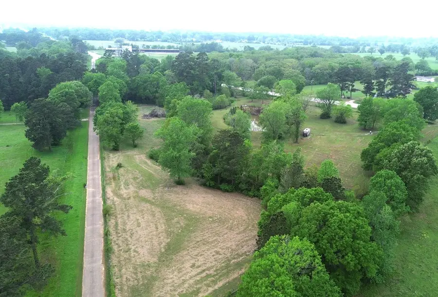 736 Hwy 21w, Crockett, TX 75835 - #2