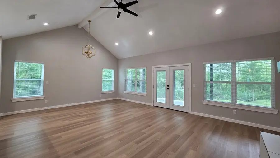 131 Winchester Place, Lufkin, TX 75904 - Image #2