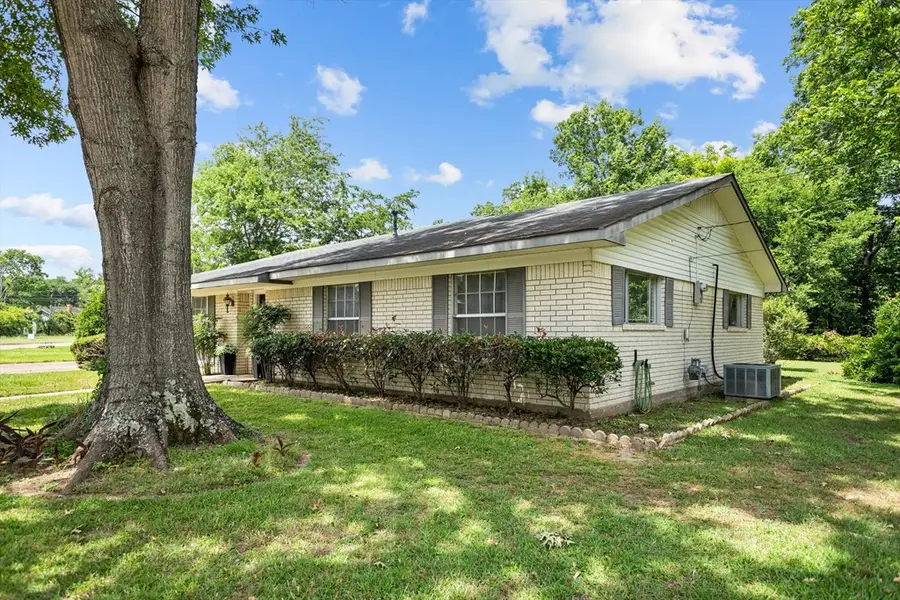 111 Ann Street, Crockett, TX 75835 - #2