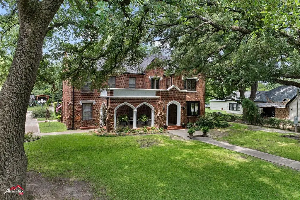 1010 S Main St, Henderson, TX 75654 - Image #1