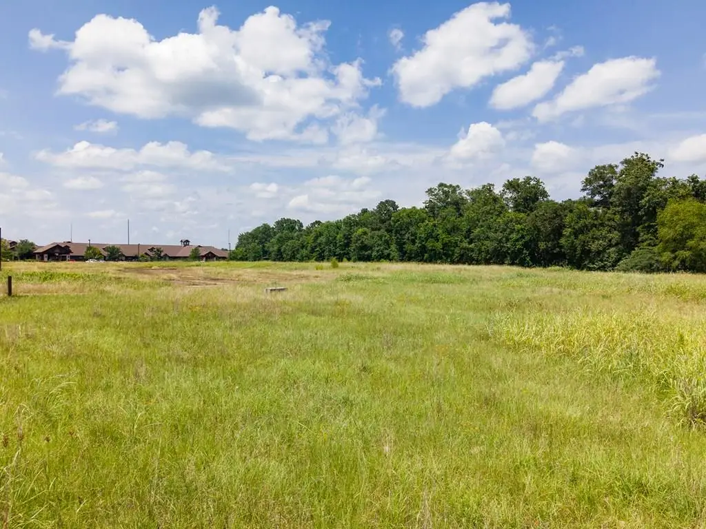 R122325 S John Redditt Dr, Lufkin, TX 75904 - Image #1