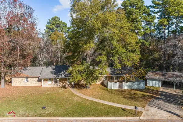 307 Sundown Trail, Henderson, TX 75654