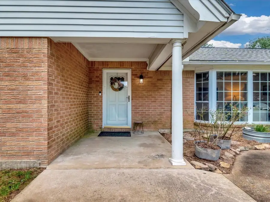 3200 Edgewood Lane, Nacogdoches, TX 75961 - Image #2