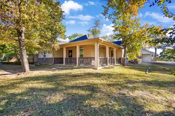 300 N Evenside St, Henderson, TX 75654