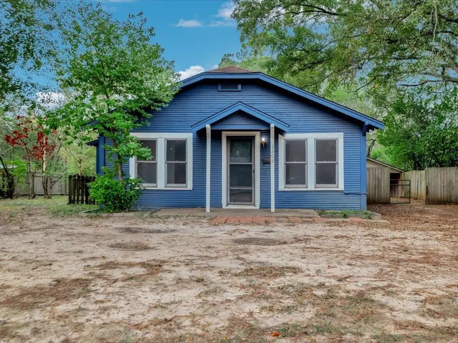 1208 Wells St., Nacogdoches, TX 75964 - Image #2