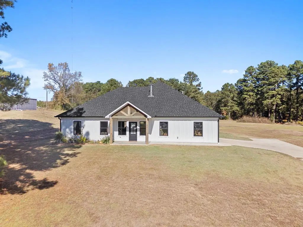 10374 Hwy 204, Cushing, TX 75760 - Image #1