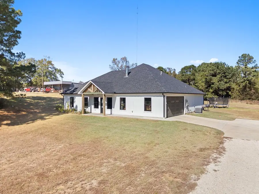 10374 Hwy 204, Cushing, TX 75760 - Image #2