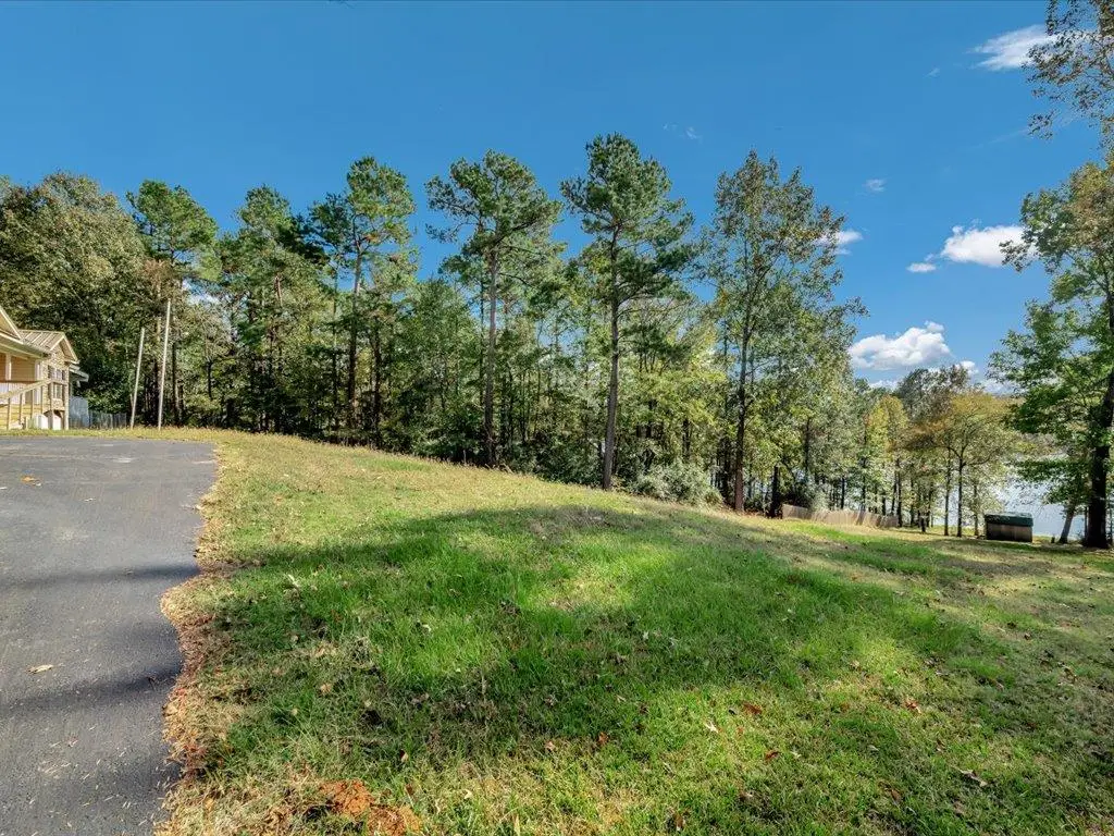 608 Timberlake Drive, Center, TX 75935 - Image #1