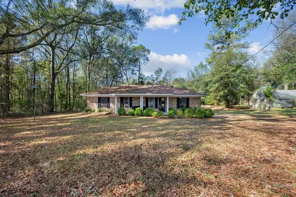 194 Pine Street, Chireno, TX 75937