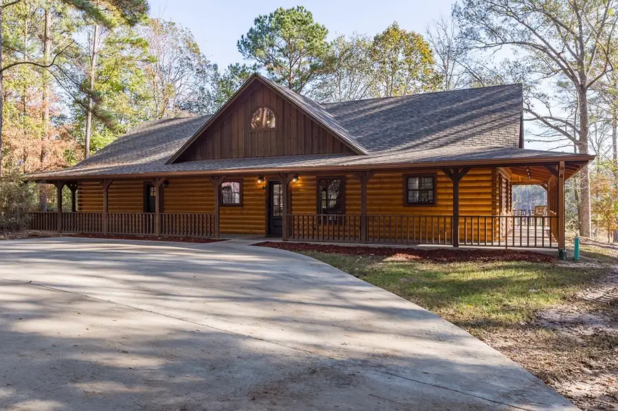 100 Lost Maples Road, Huntington, TX 75949 - Image #2