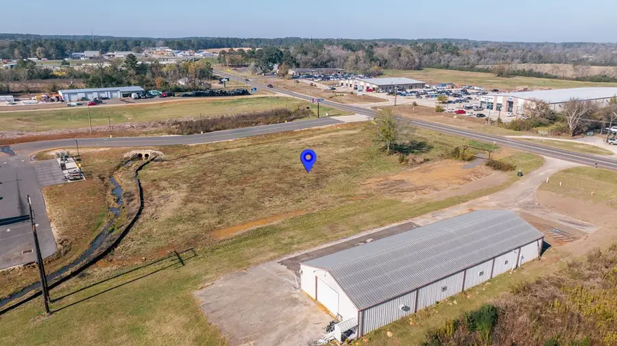 2221 N Stallings Drive, Nacogdoches, TX 75964 - Image #2