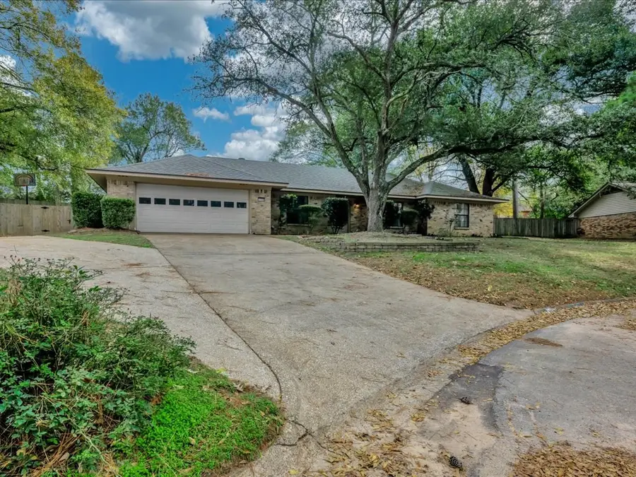3304 Colonial Drive, Nacogdoches, TX 75965 - Image #2