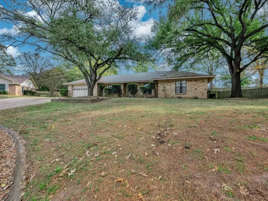 3304 Colonial Drive, Nacogdoches, TX 75965 - Image #3