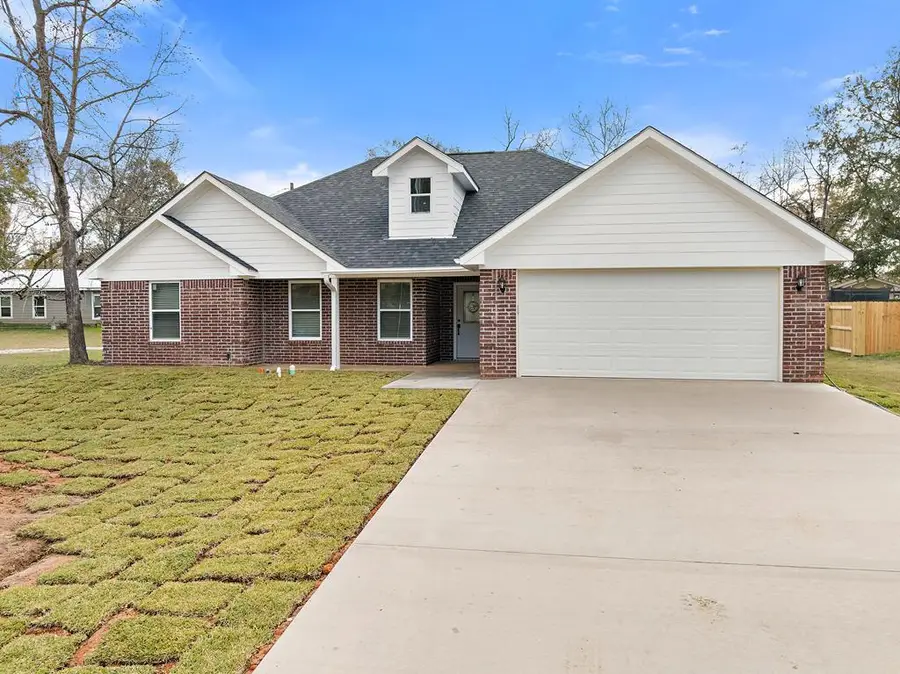 144 Bridges Dr, Lufkin, TX 75901 - Image #2