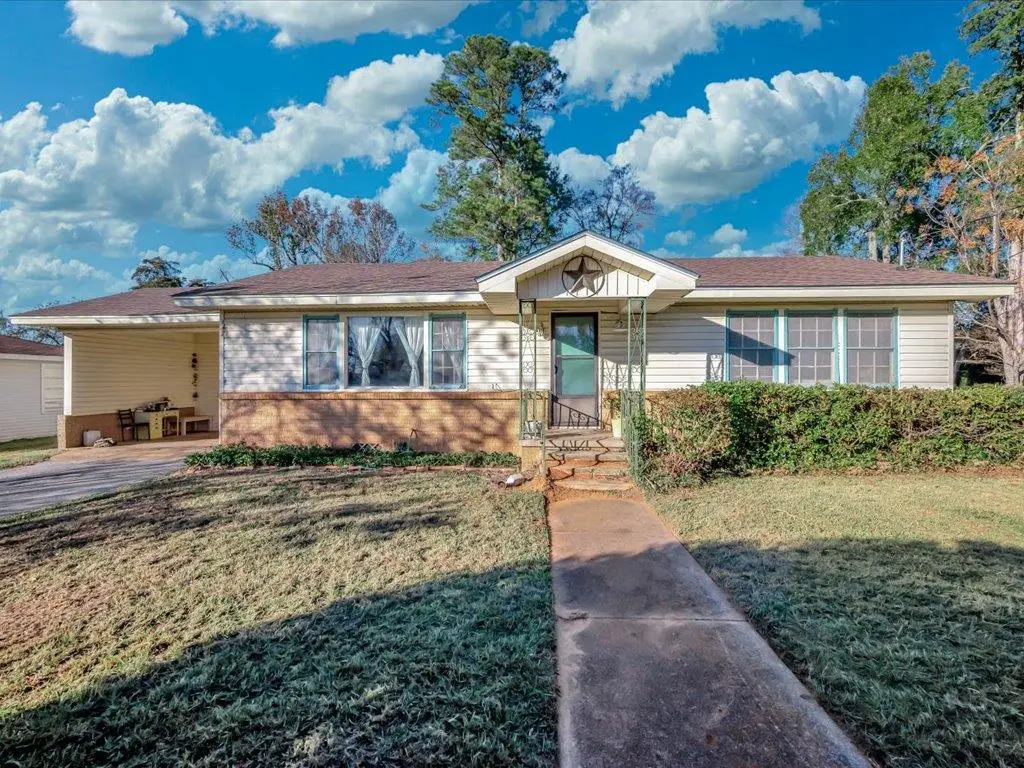 137 Dallas Street, Nacogdoches, TX 75965 - Image #1