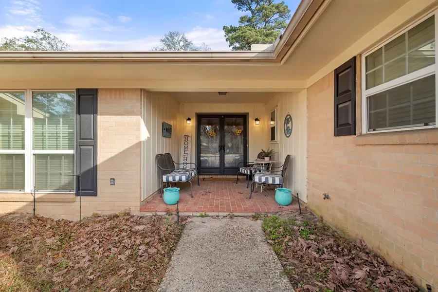 1531 Walnut Drive, Nacogdoches, TX 75965 - Image #2