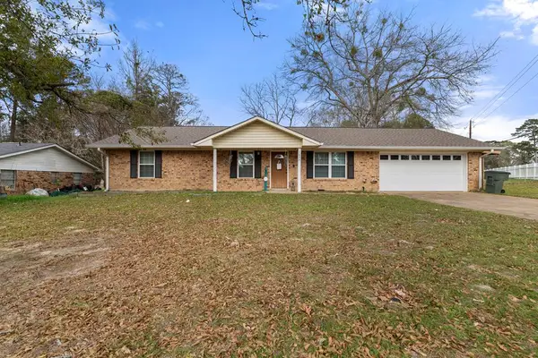 1637 Shelton Drive, Nacogdoches, TX 75965
