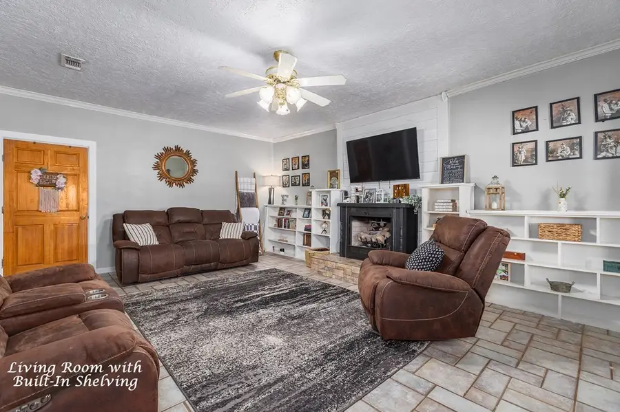 3921 Fm 1669, Huntington, TX 75949 - #3