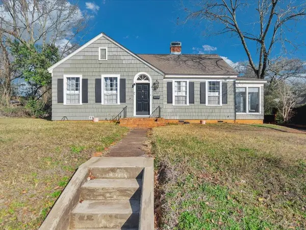 223 E Austin St, Nacogdoches, TX 75965