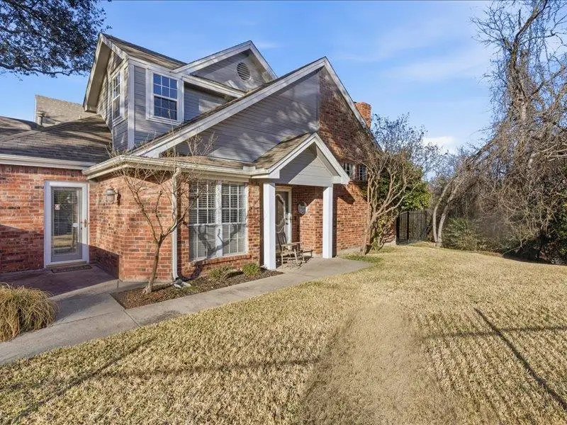 1902 Strait Ln, Garland, TX 75042 - #1