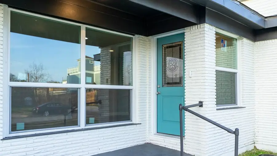 4024 Avenue N 1/2 Street, Galveston, TX 77551 - #2