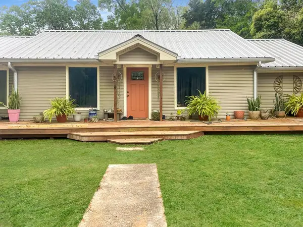 518 Court Street, Newton, TX 75966