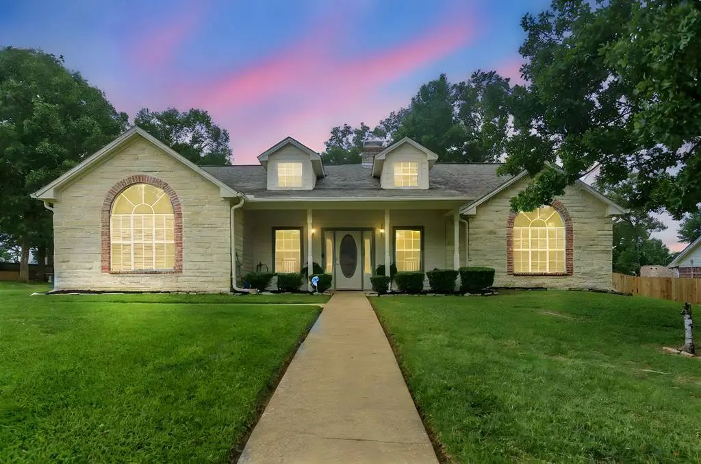 1105 Redbud Avenue, Diboll, TX 75941 - #1