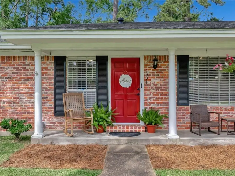 1304 Walnut Bend Drive, Lufkin, TX 75904 - #2