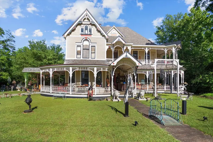 310 N Mound Street, Nacogdoches, TX 75961 - #2