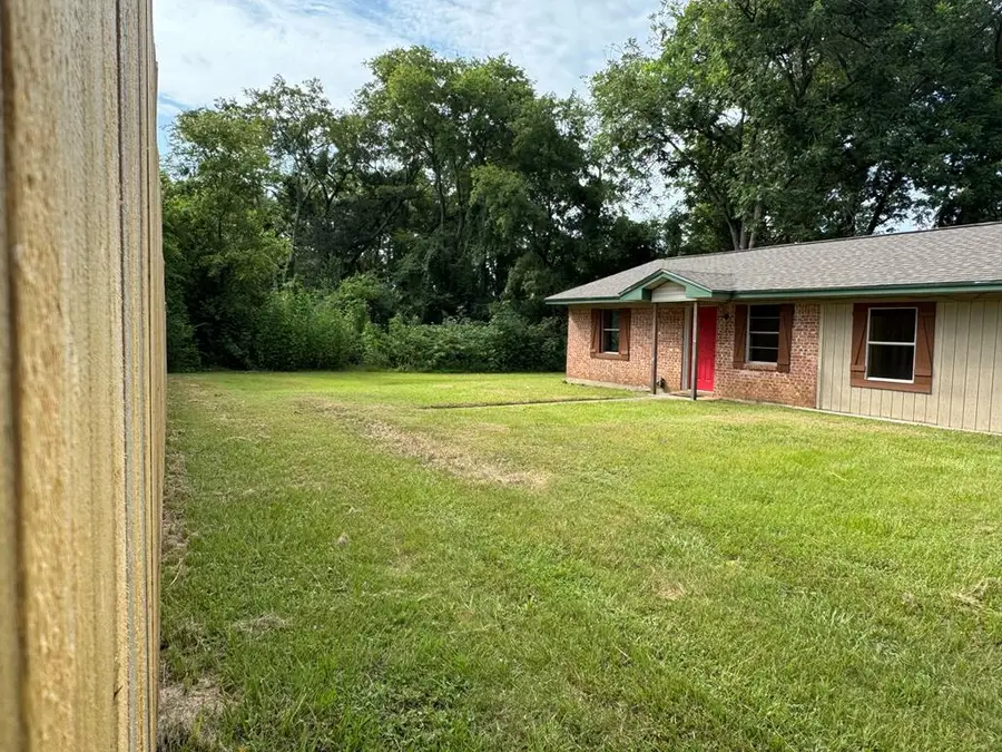 20 E 1st Street, Wells, TX 75976 - #3