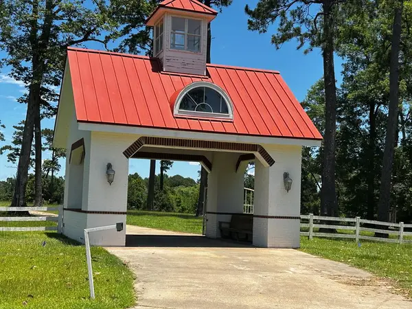 LOT 184 & 185 Hunters Creek Drive, Hillister, TX 77624