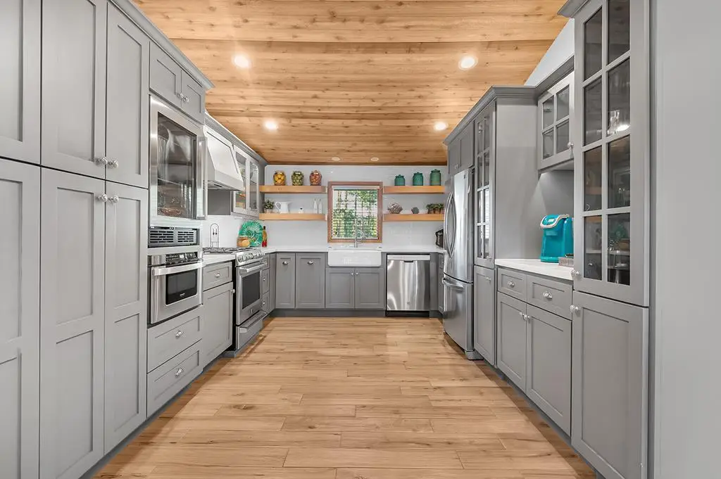 212 Sweet Gum Loop, Brookeland, TX 75931 - #1