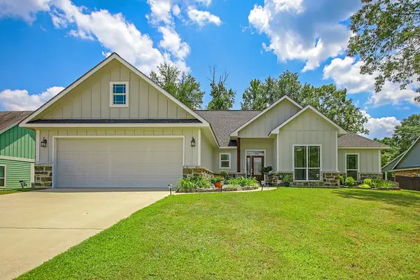 241 Rustic Pines Drive, Lufkin, TX 75904
