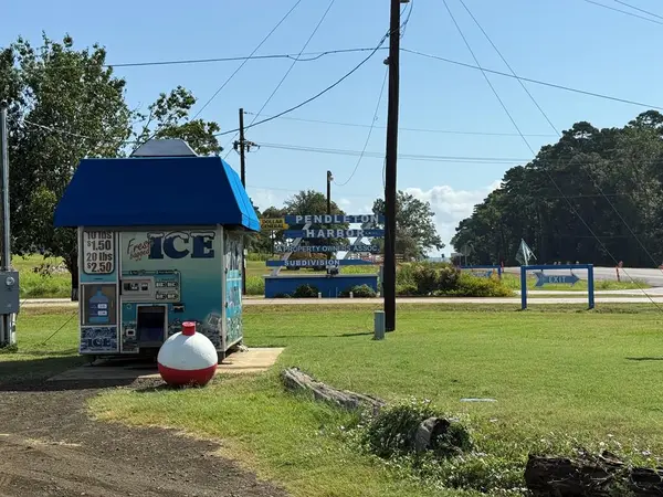 R000119001 Admiral Drive, Hemphill, TX 75948