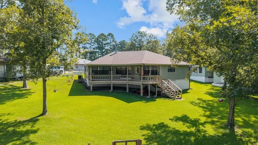 207 Fishers Point, Burkeville, TX 75932 - #2
