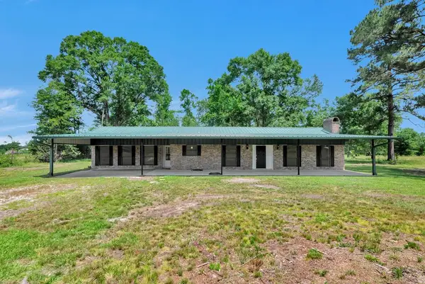 315 Circle G Ln, Huntington, TX 75949