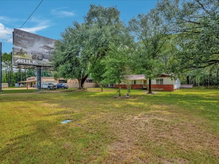 1594 N Temple Drive, Diboll, TX 75941 - #3